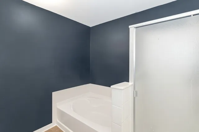 $280,000 | 460 Lancaster Drive, Pingree Grove, IL 60140