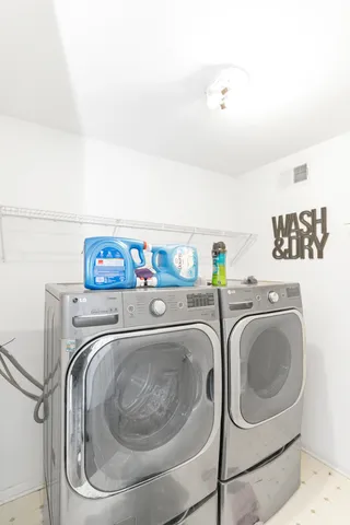 $280,000 | 460 Lancaster Drive, Pingree Grove, IL 60140