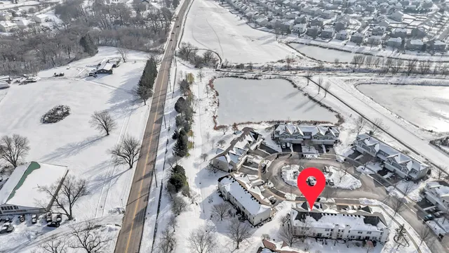 $280,000 | 460 Lancaster Drive, Pingree Grove, IL 60140