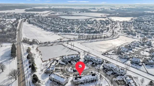 $280,000 | 460 Lancaster Drive, Pingree Grove, IL 60140