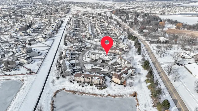 $280,000 | 460 Lancaster Drive, Pingree Grove, IL 60140