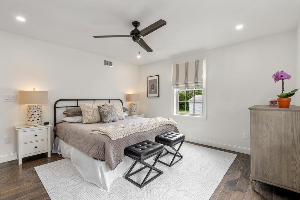 8 Rutledge Street Boston, MA 02132 - Photo 11 of 12