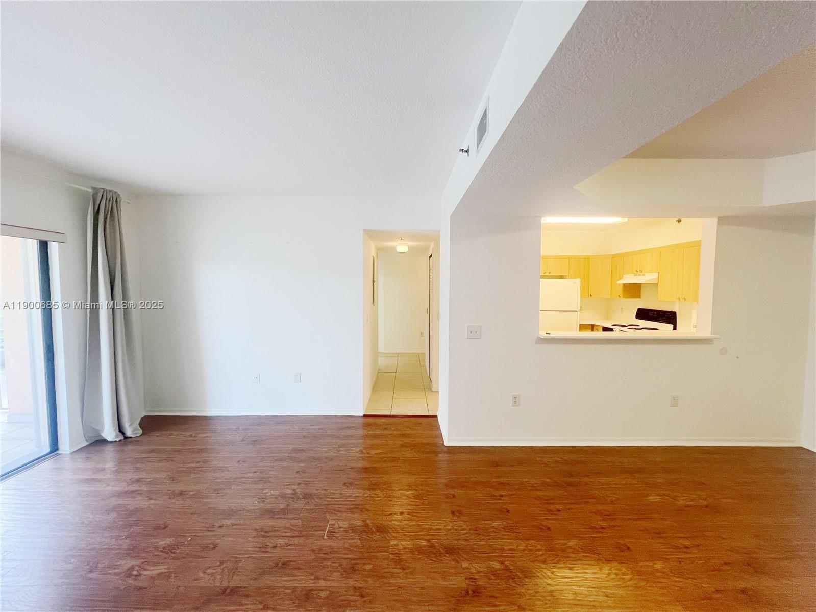 9340 Fontainebleau Boulevard, Unit W206 Miami, FL 33172 - Photo 8 of 32