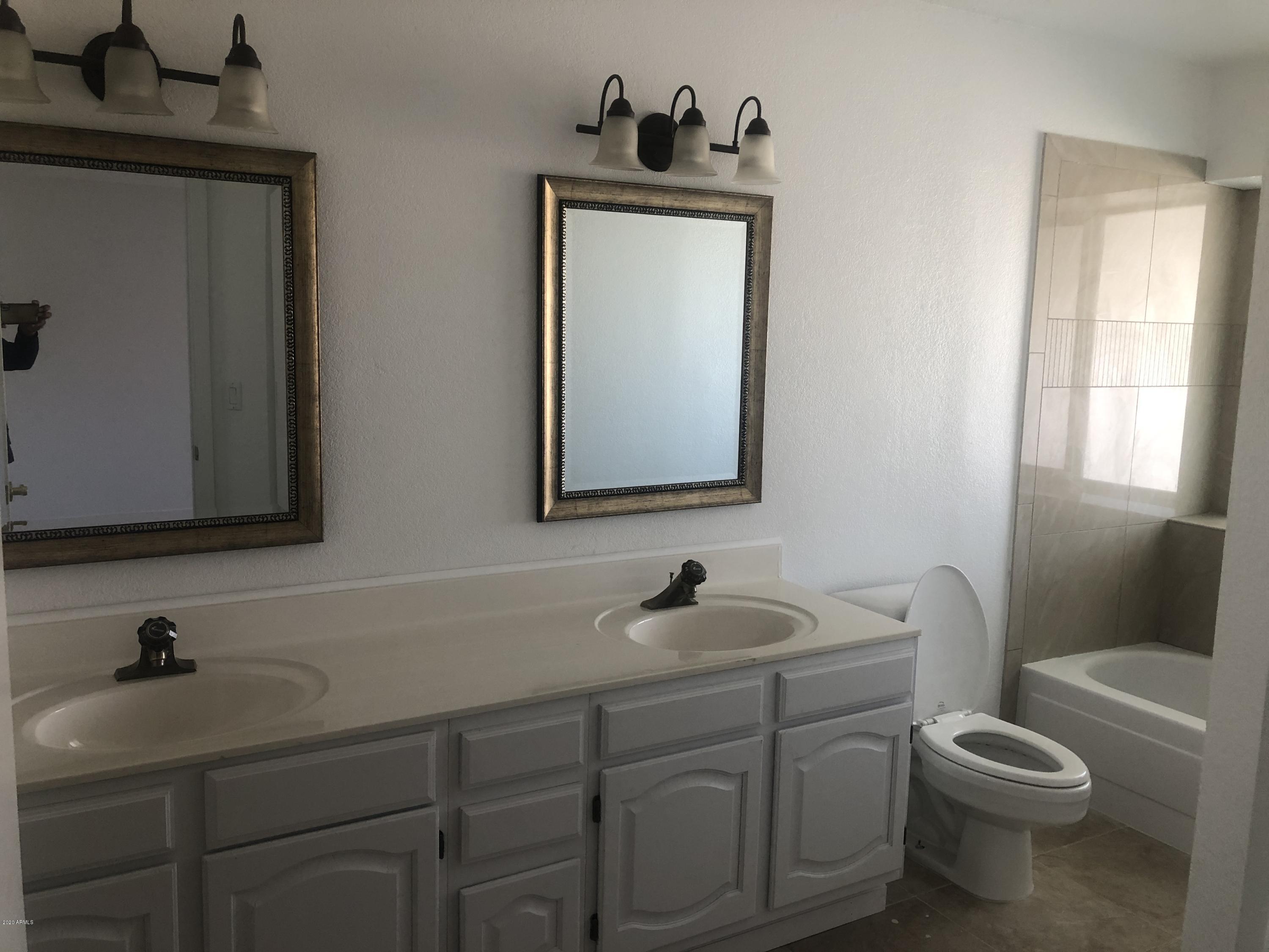 1748 East Vineyard Road Phoenix, AZ 85042 - Photo 13 of 25 IMG_3862