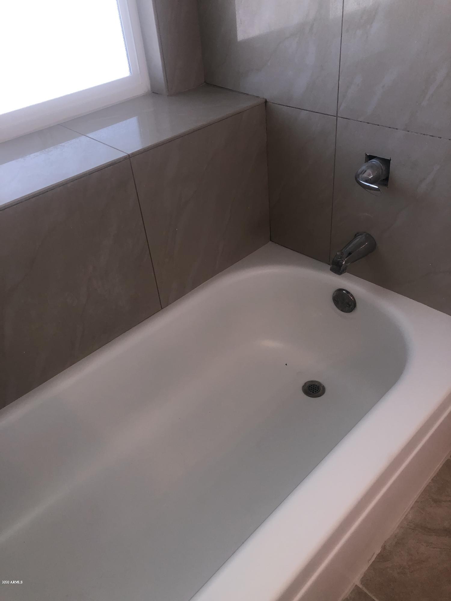 1748 East Vineyard Road Phoenix, AZ 85042 - Photo 15 of 25 IMG_3866