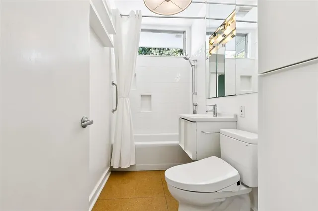 $3,500 | 402 Sena Drive, Metairie, LA 70005