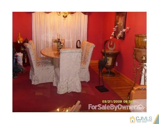 2 Smalley Road Edison, NJ 08817 - Photo 4 of 7 Gallery Image 4