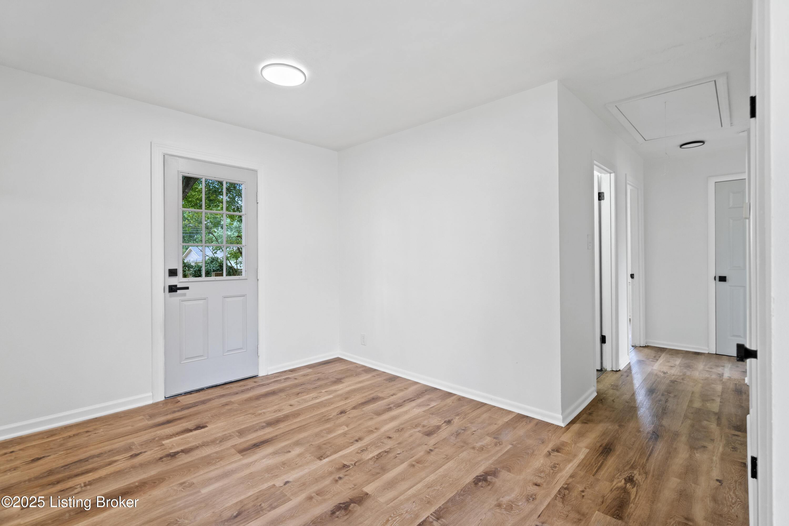 7809 Terry Road Louisville, KY 40258 - Photo 9 of 21 DSC01070