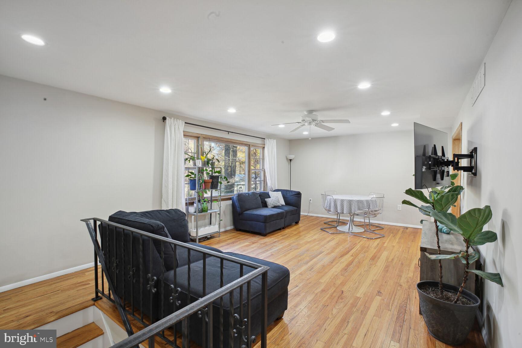 18 Crusher Road Hopewell, NJ 08525 - Photo 8 of 29 Main LR