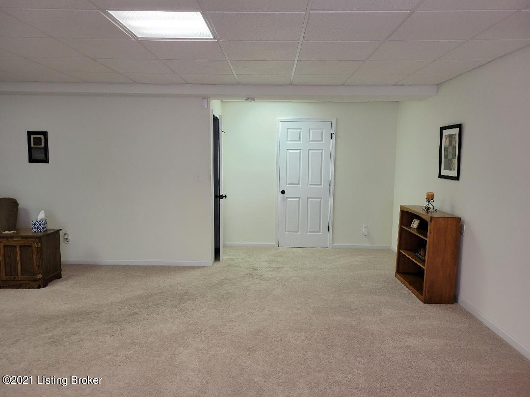 9502 Gutenberg Road Louisville, KY 40299 - Photo 44 of 48 gut44