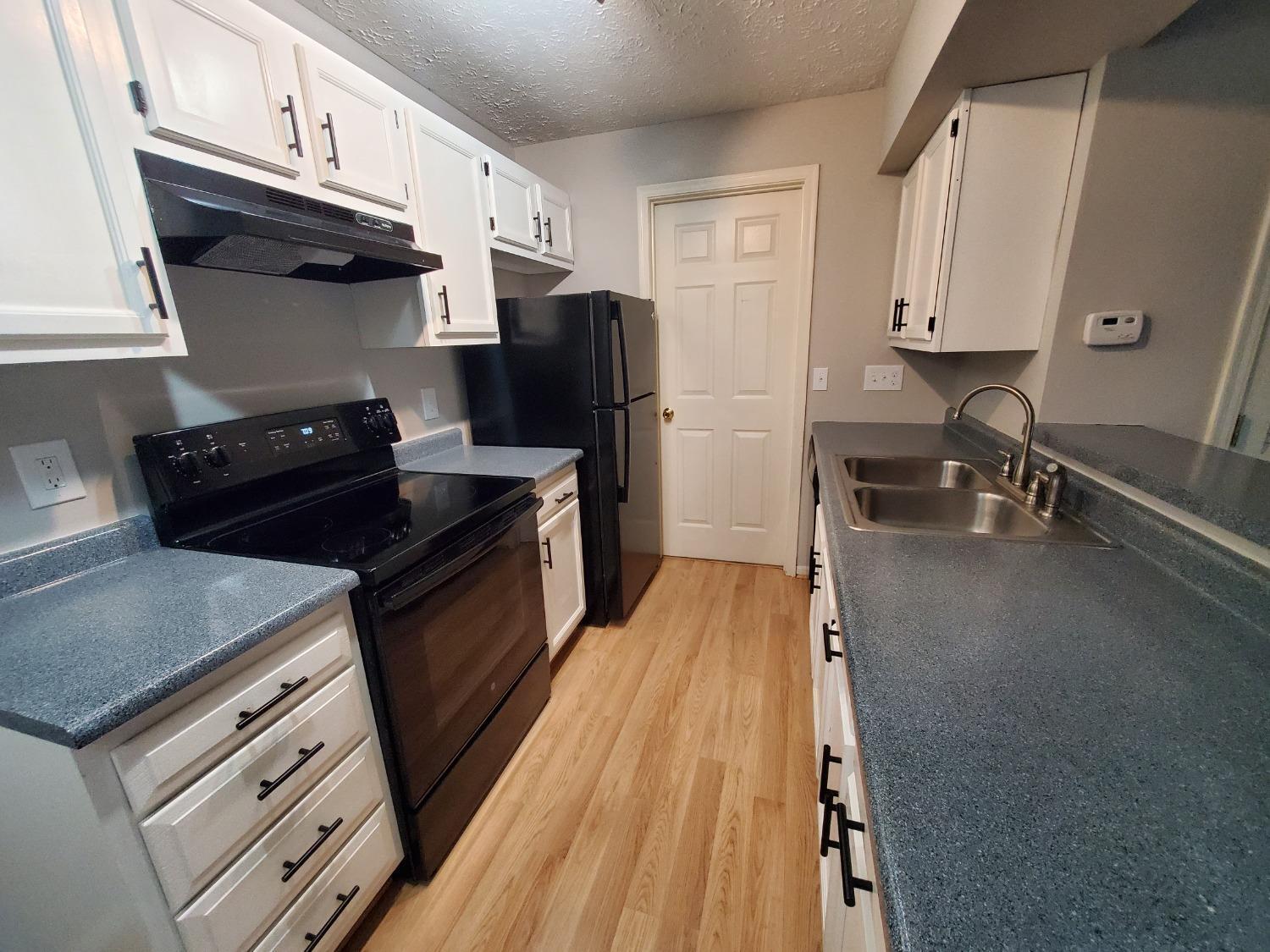 5761 Cheviot Road, Unit 2B Cincinnati, OH 45247 - Photo 13 of 26