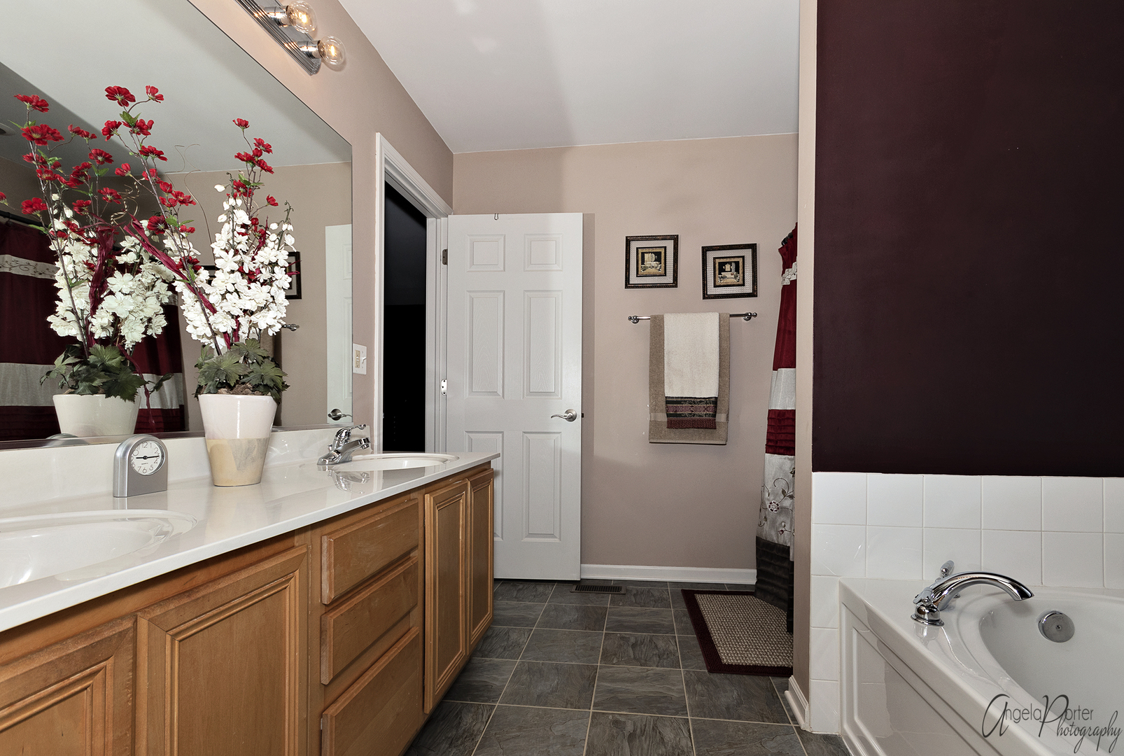 636 North Fox Trail Round Lake, IL 60073 - Photo 20 of 29
