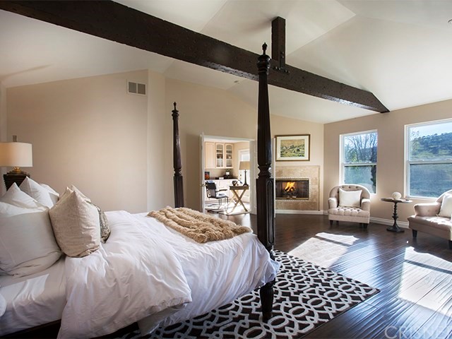 5747 Parkmor Road Calabasas, CA 91302 - Photo 15 of 22