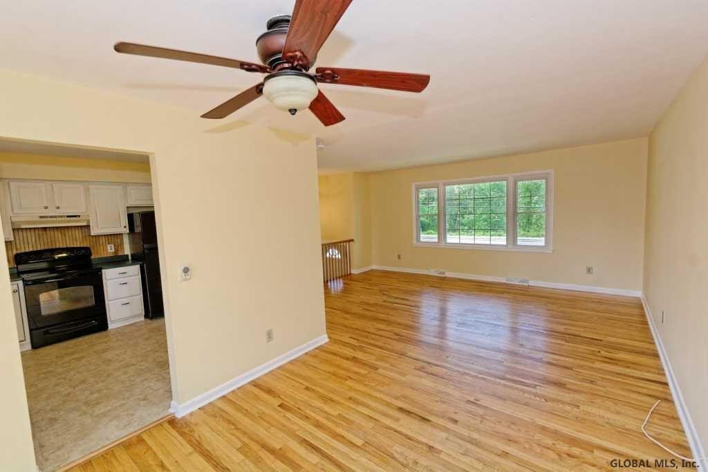 2 O'Neil Road Albany, NY 12208 - Photo 6 of 25 Photo 6