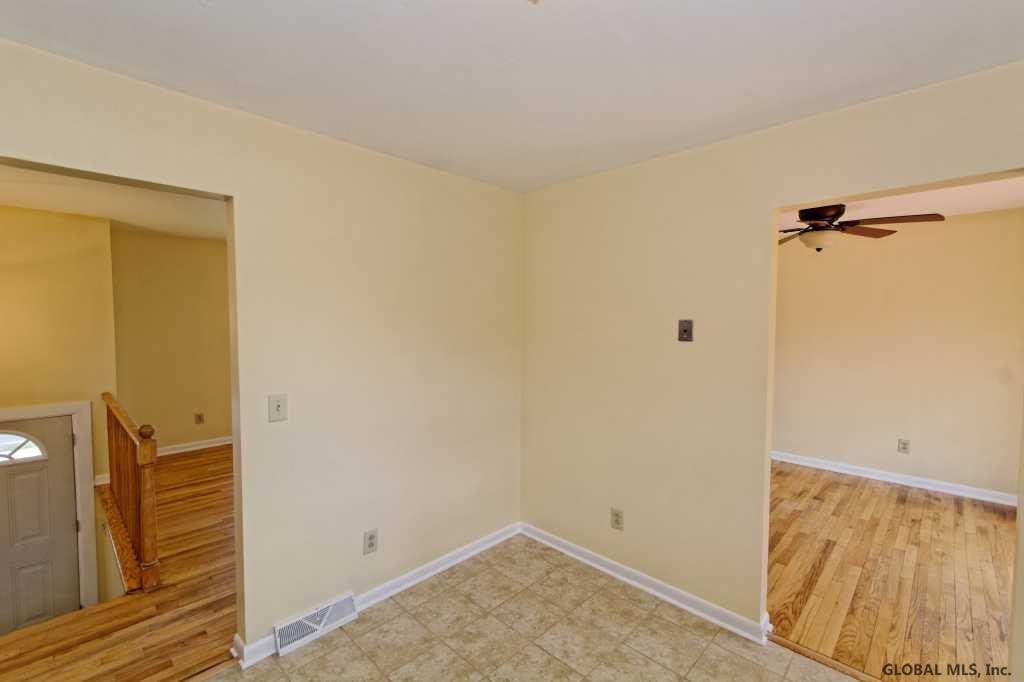 2 O'Neil Road Albany, NY 12208 - Photo 8 of 25 Photo 8