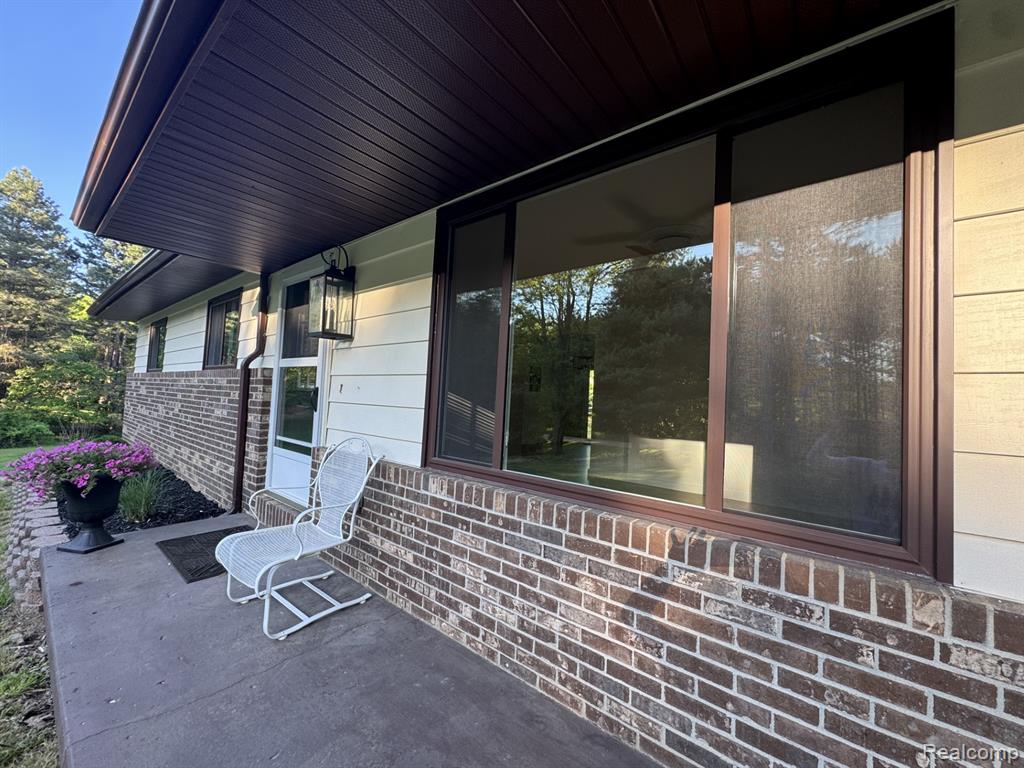 5215 Schlaud Road North Branch, MI 48461 - Photo 4 of 30