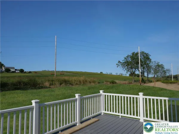 $799,900 | 4929 Farrcroft Drive, Unit 83B, Easton, PA 18040