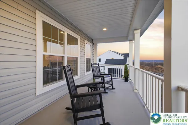 $799,900 | 4929 Farrcroft Drive, Unit 83B, Easton, PA 18040