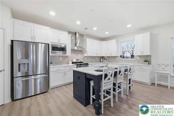 $799,900 | 4929 Farrcroft Drive, Unit 83B, Easton, PA 18040