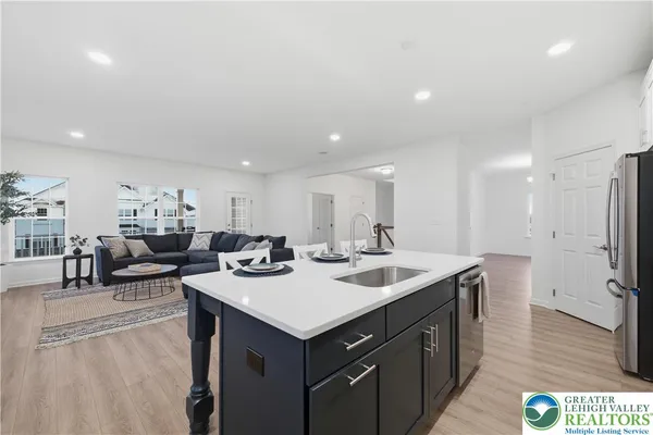 $799,900 | 4929 Farrcroft Drive, Unit 83B, Easton, PA 18040