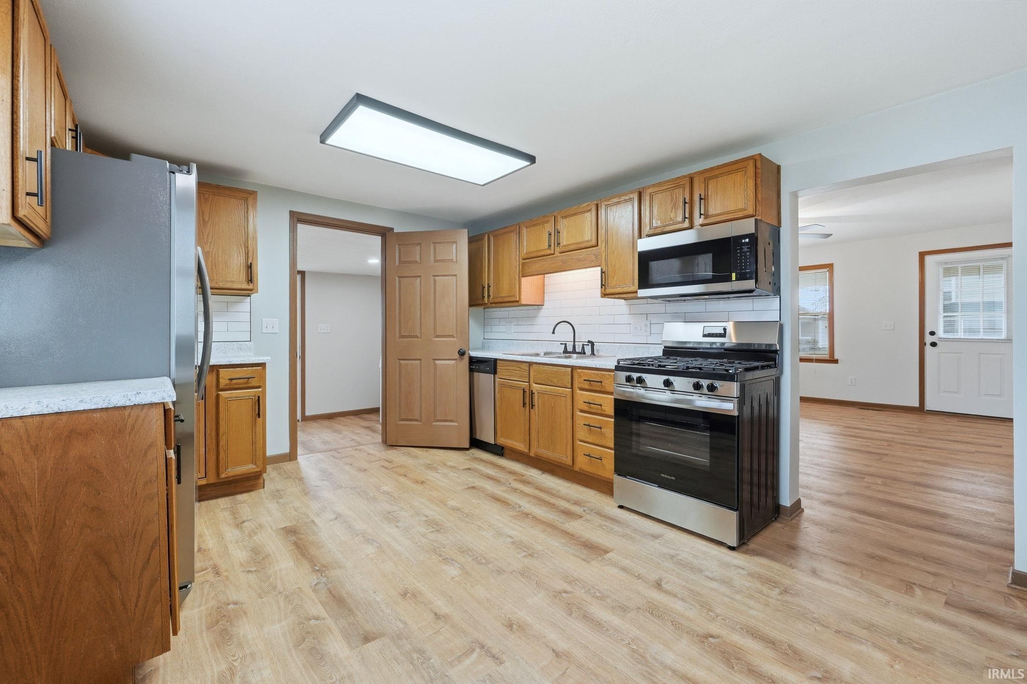 4160 East Bellefontaine Road Hamilton, IN 46742 - Photo 12 of 33