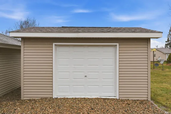 $189,000 | 4160 East Bellefontaine Road, Hamilton, IN 46742