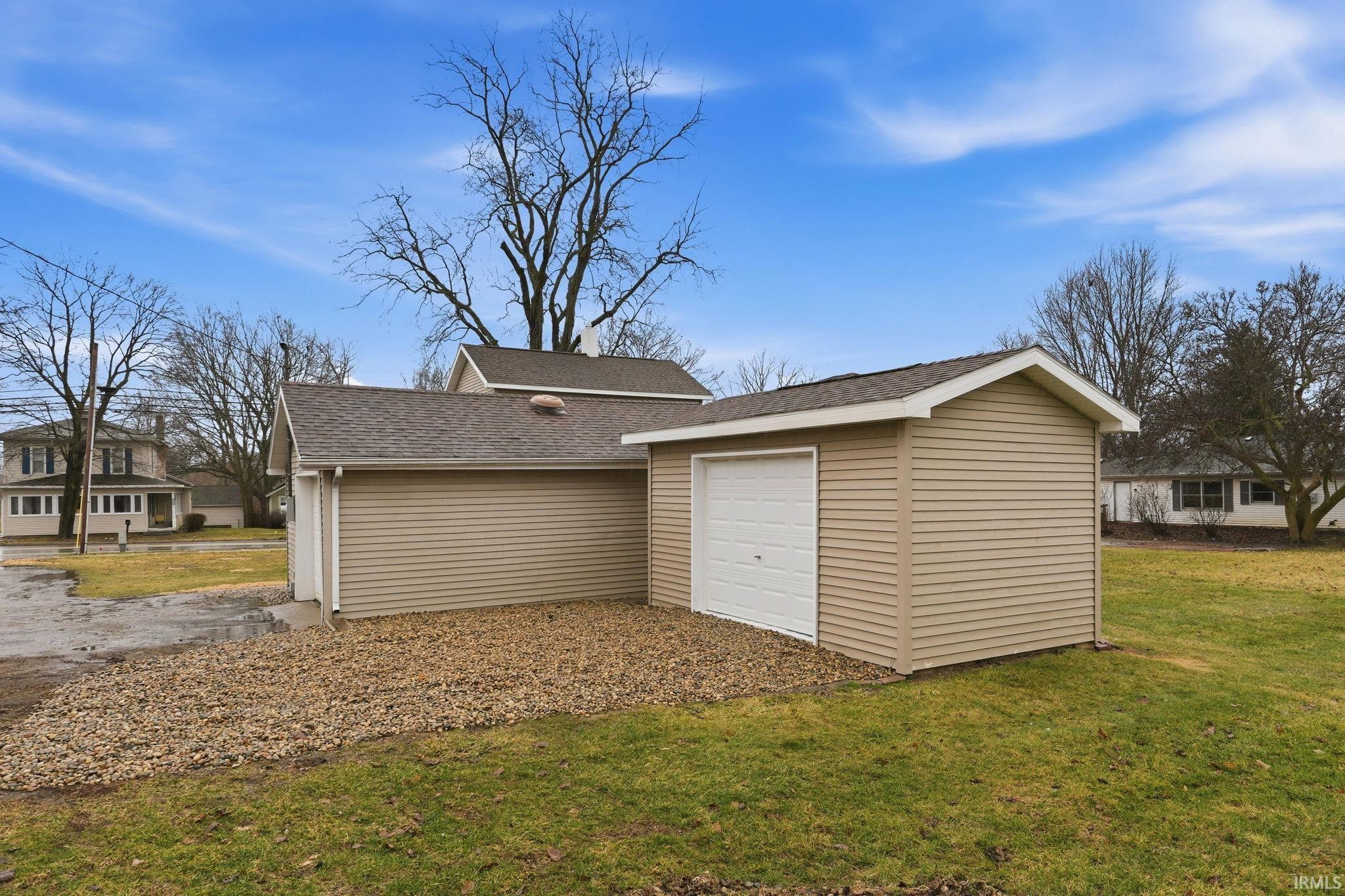 4160 East Bellefontaine Road Hamilton, IN 46742 - Photo 32 of 33