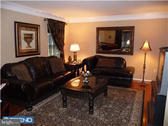 17 Upton Way Sewell, NJ 08080 - Photo 4 of 12 Gallery Image 4