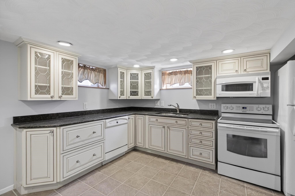 2 Herrick Road Peabody, MA 01960 - Photo 28 of 42