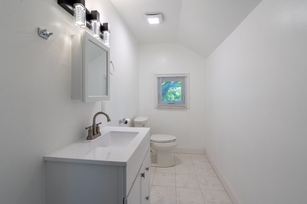 10 Walnut Street Ware, MA 01082 - Photo 11 of 28