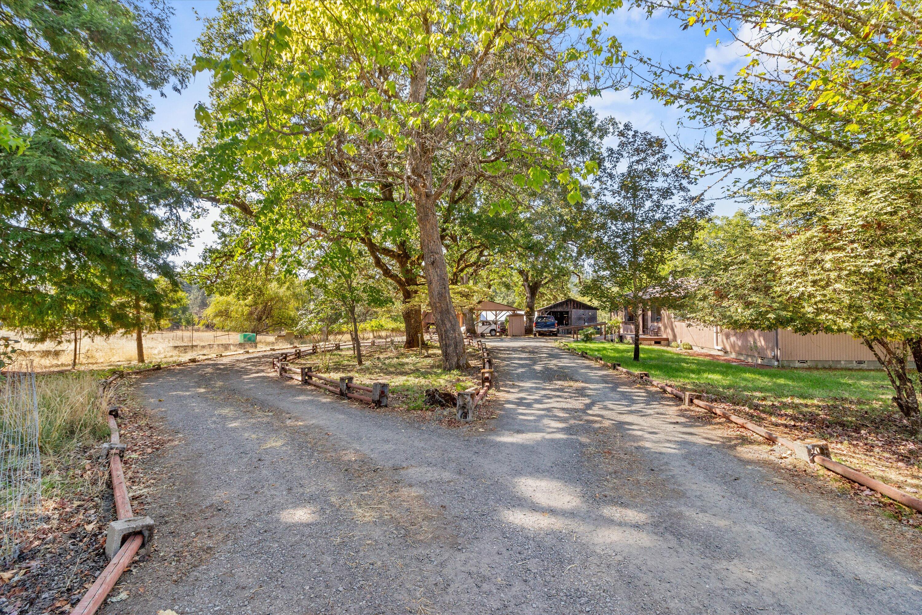 5442 Hugo Road Grants Pass, OR 97526 - Photo 4 of 41 03-5442 Hugo Rd-3