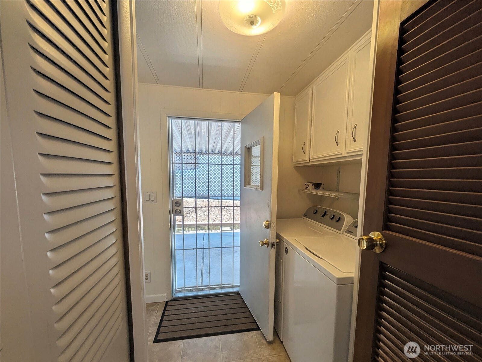 201 Union Avenue Southeast, Unit 217 Renton, WA 98059 - Photo 17 of 24
