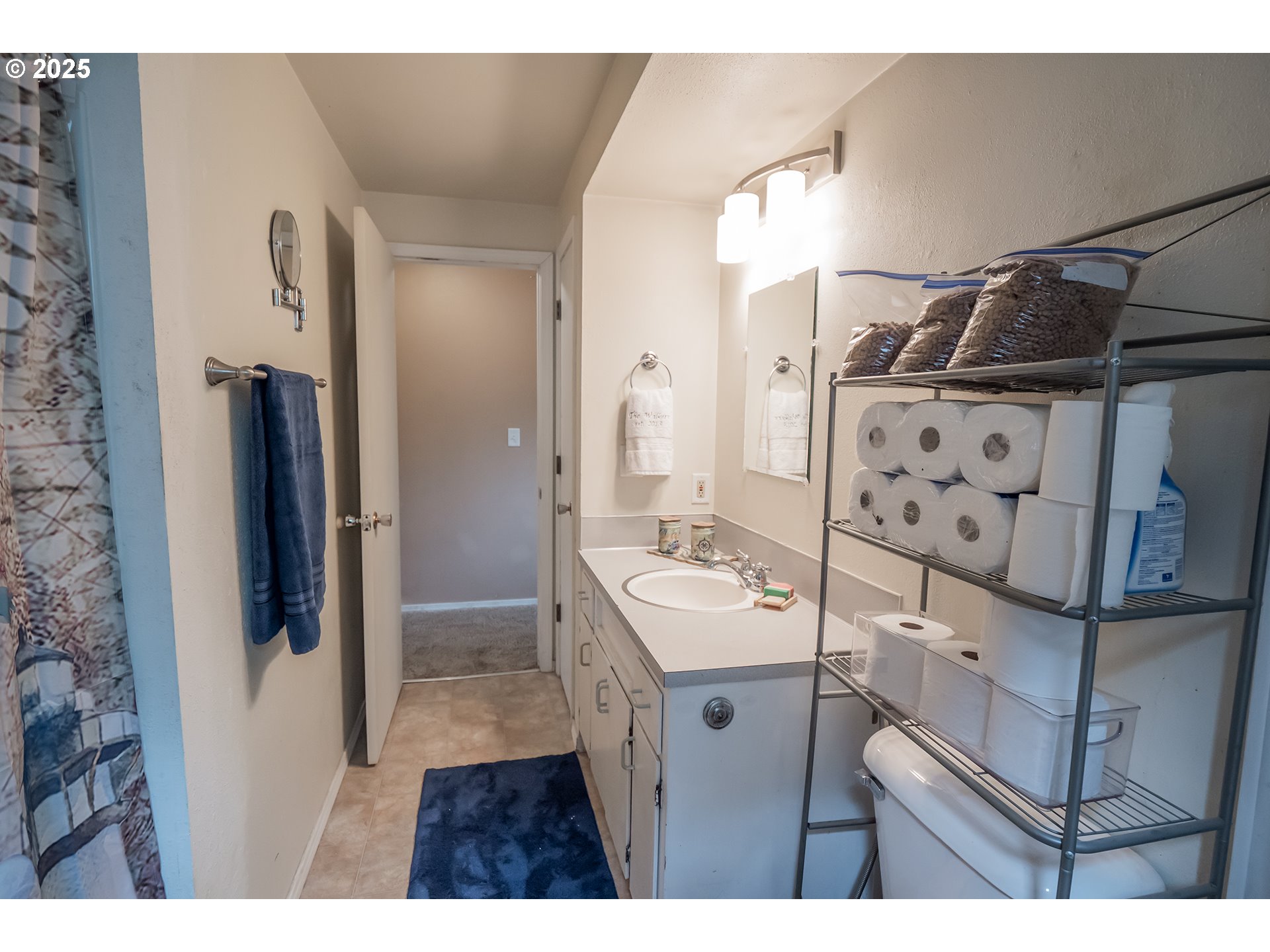 2783 31st Street Springfield, OR 97477 - Photo 12 of 36 Bathroom