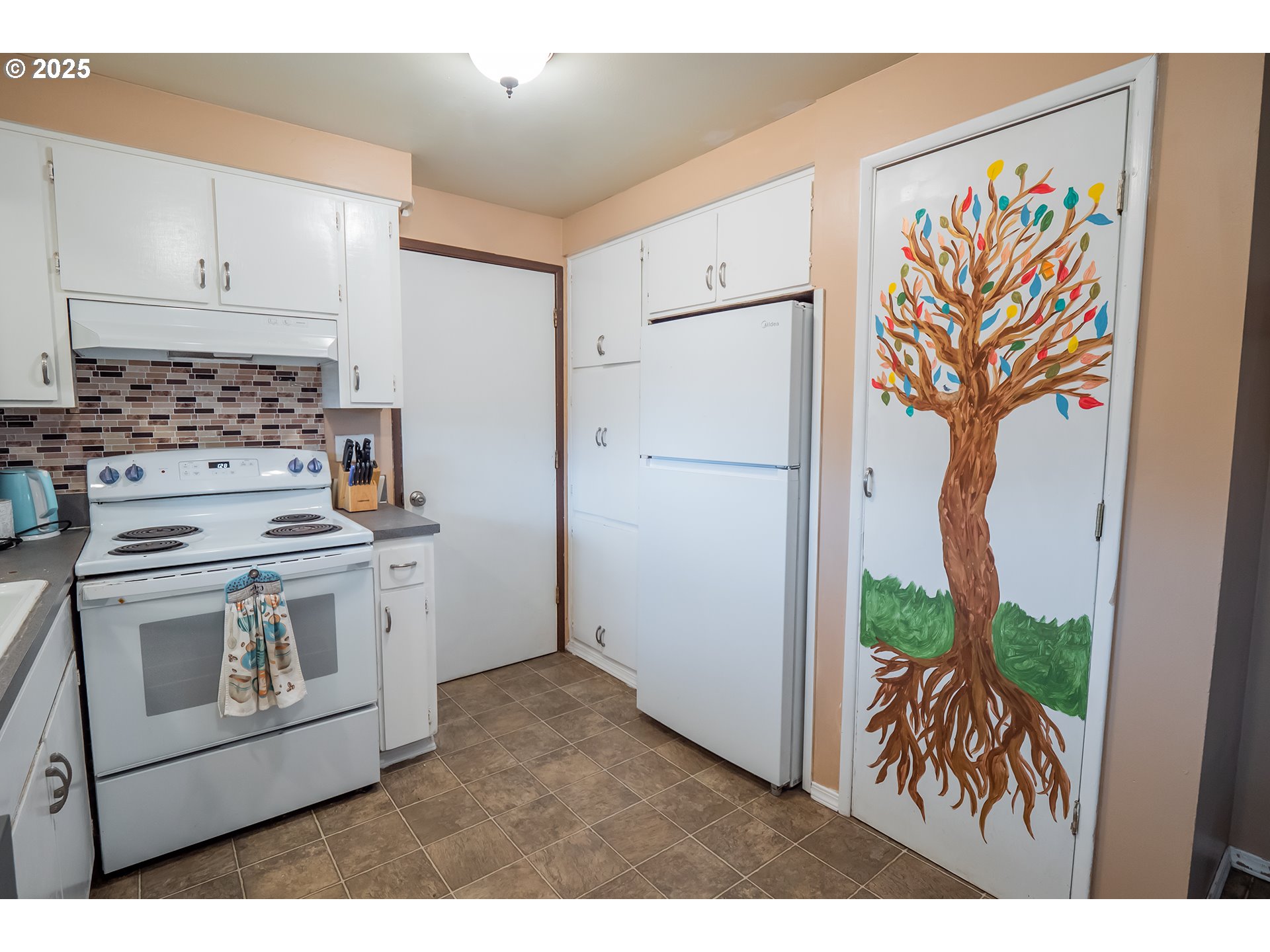 2783 31st Street Springfield, OR 97477 - Photo 6 of 36