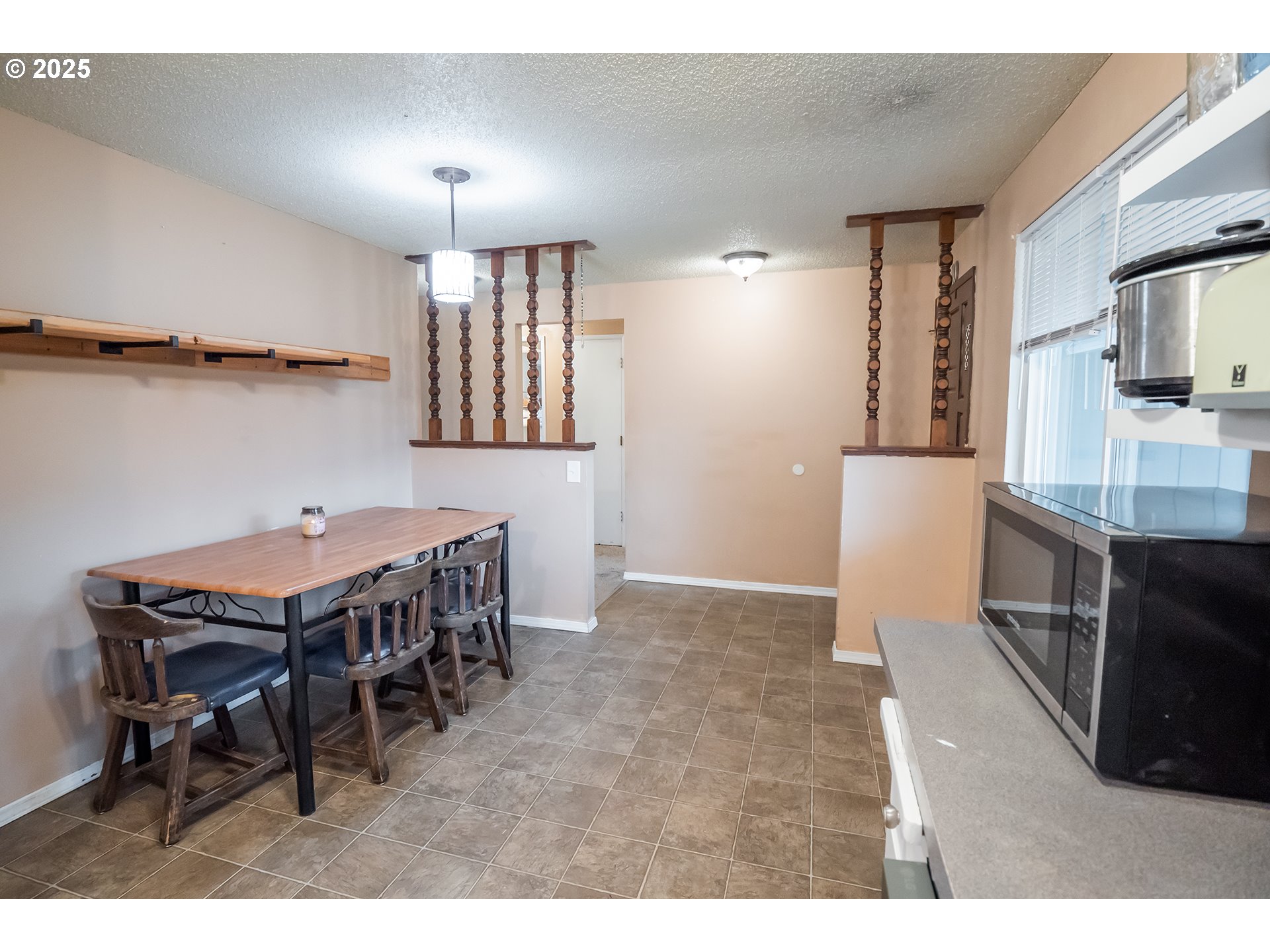 2783 31st Street Springfield, OR 97477 - Photo 7 of 36 Dining Area