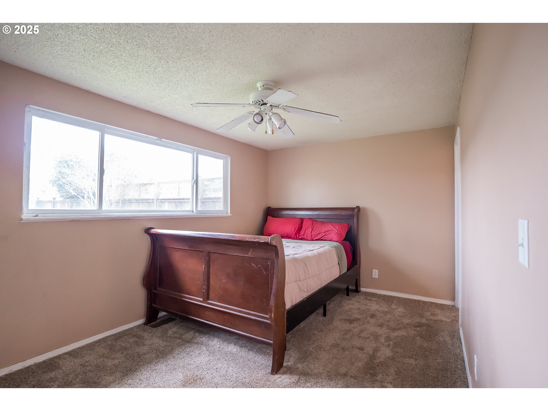 2783 31st Street Springfield, OR 97477 - Photo 8 of 36 Primary Bedroom