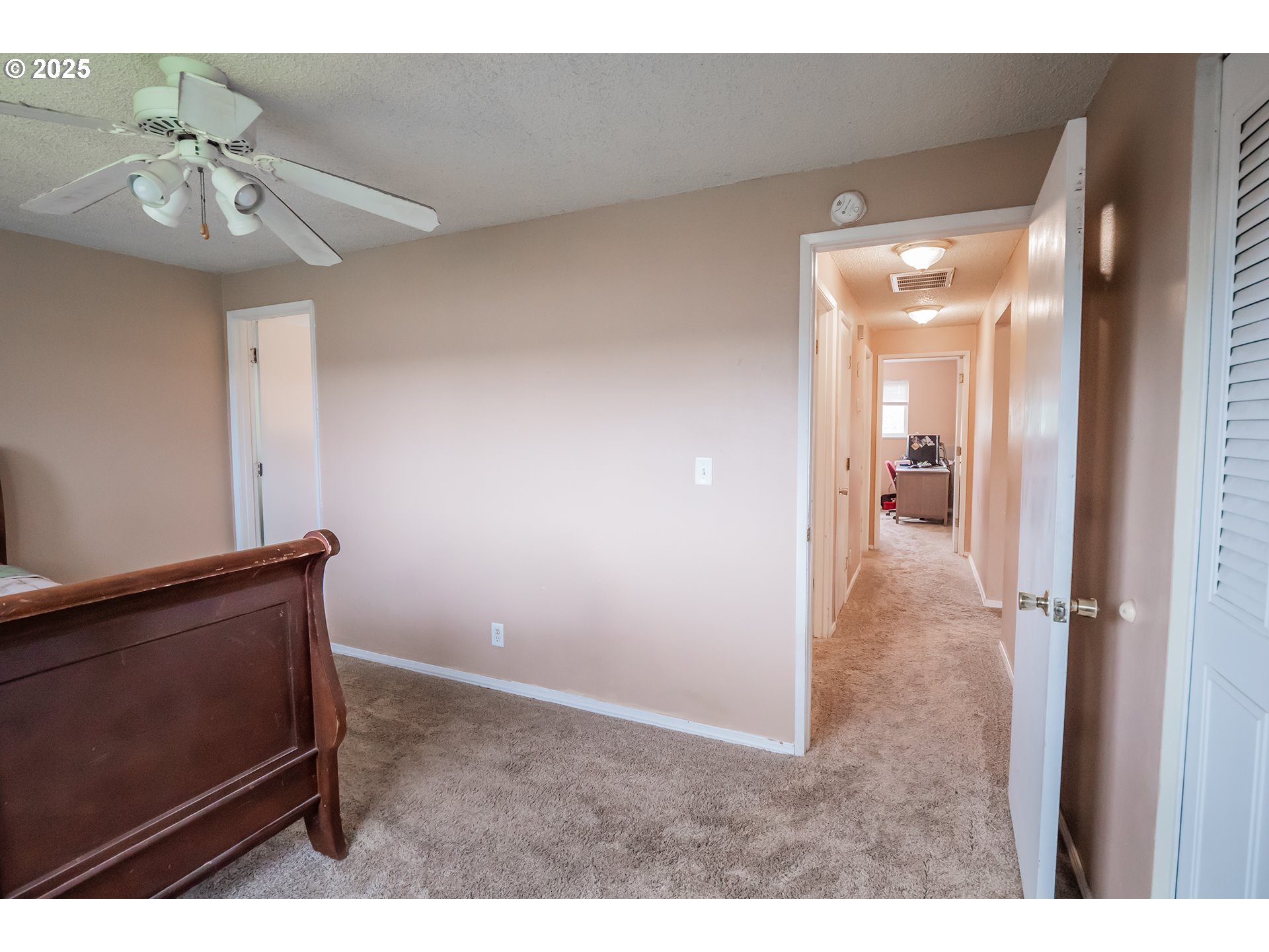 2783 31st Street Springfield, OR 97477 - Photo 10 of 36 Primary Bedroom
