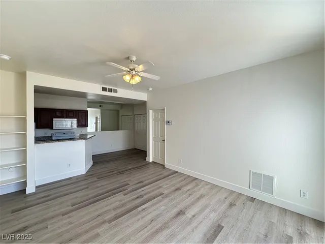 $1,195 | 5142 South Jones Boulevard, Unit 102, Las Vegas, NV 89118