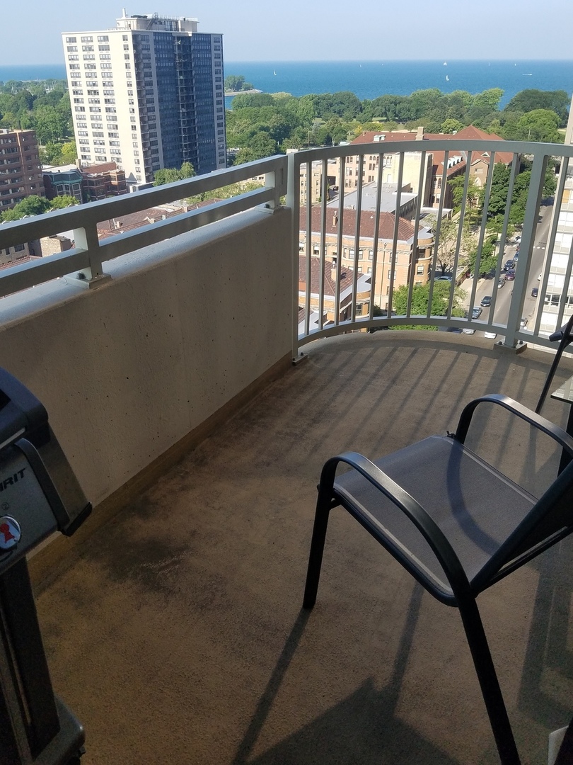 Undisclosed Address Chicago, IL 60613 - Photo 12 of 16 a view of a balcony with city view
