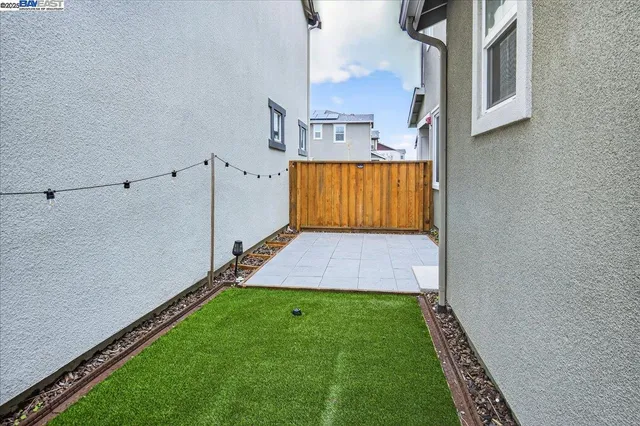 $699,999 | 2092 Cottonwood Street, Pittsburg, CA 94565