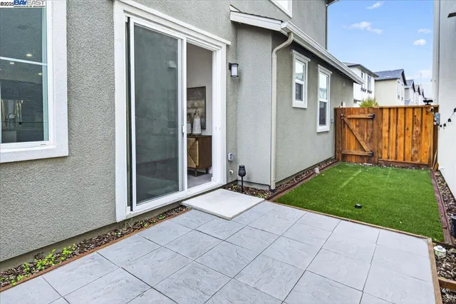 $699,999 | 2092 Cottonwood Street, Pittsburg, CA 94565