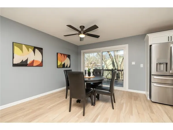 $549,800 | 300 Viking Drive, Mankato, MN 56001