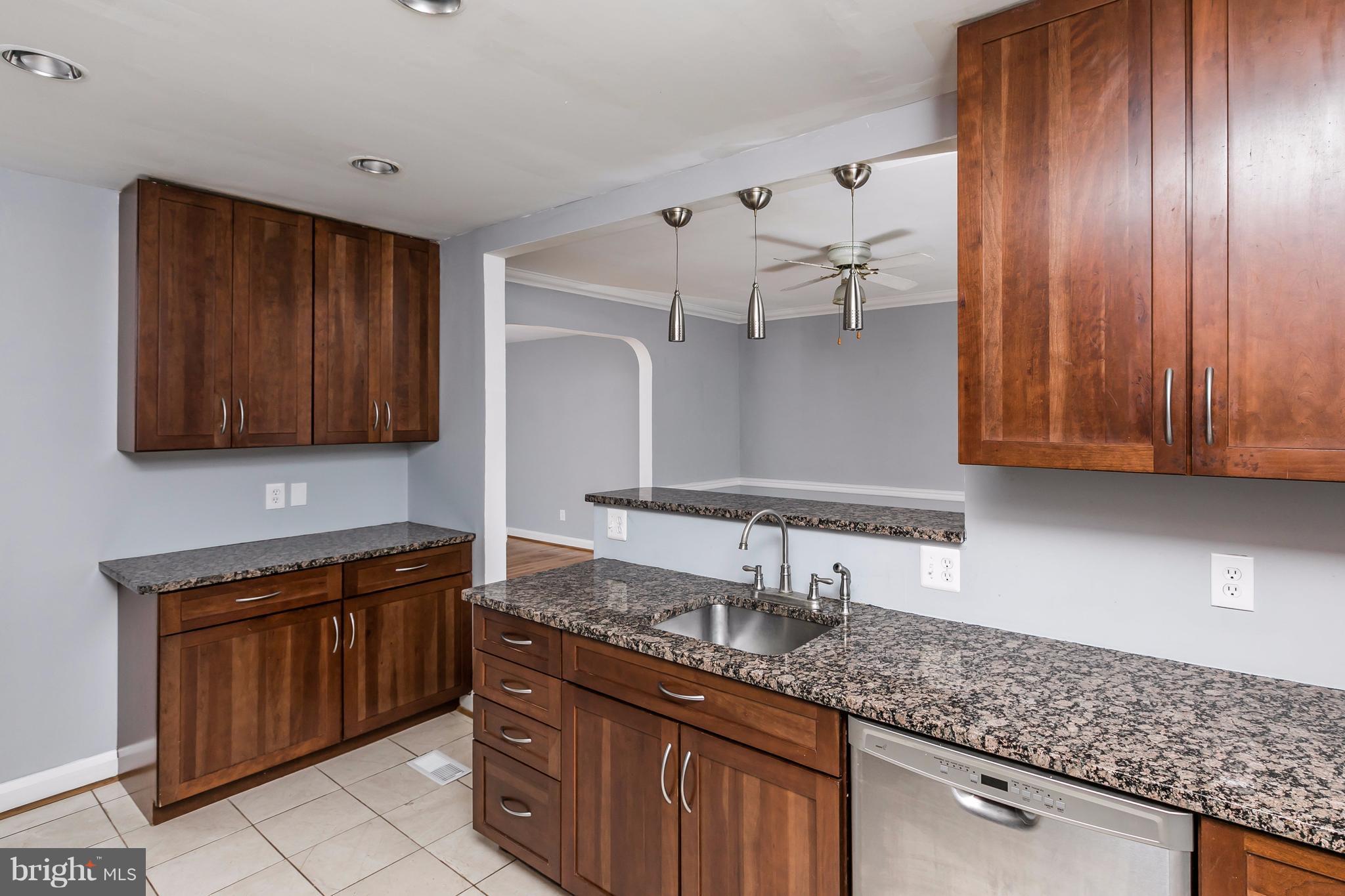 1715 Glen Ridge Road Towson, MD 21286 - Photo 11 of 26 Kitchen