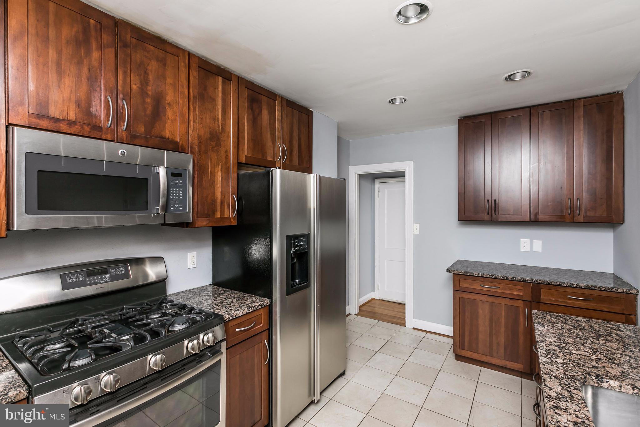 1715 Glen Ridge Road Towson, MD 21286 - Photo 12 of 26 Kitchen