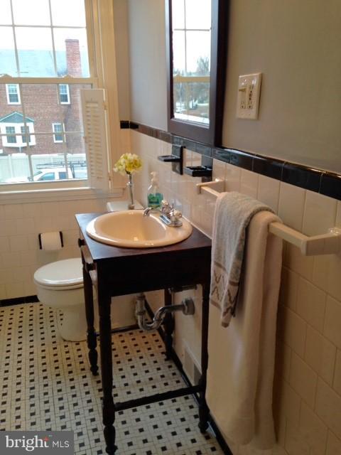 1715 Glen Ridge Road Towson, MD 21286 - Photo 17 of 26 Bath