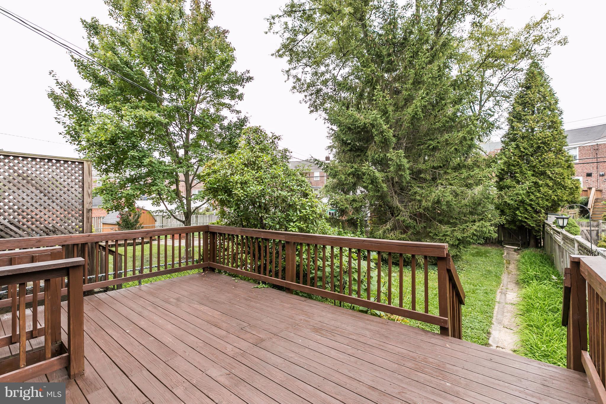 1715 Glen Ridge Road Towson, MD 21286 - Photo 22 of 26 Deck