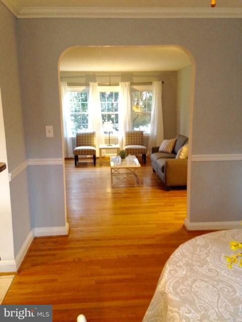 1715 Glen Ridge Road Towson, MD 21286 - Photo 7 of 26 Living Room