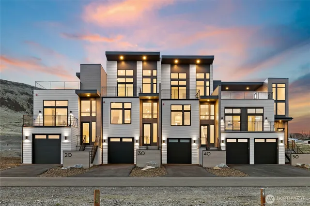 $859,950 | 40 Chinook Drive, Vantage, WA 98950