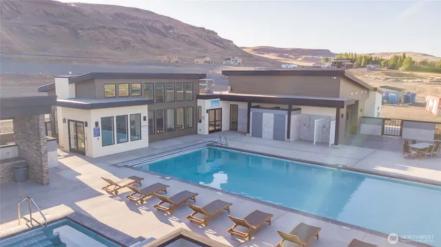 $859,950 | 40 Chinook Drive, Vantage, WA 98950