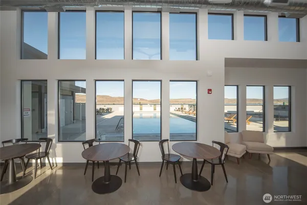 $859,950 | 40 Chinook Drive, Vantage, WA 98950